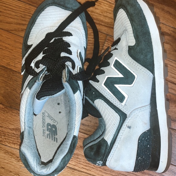 New Balance Classics - Picture 2 of 2